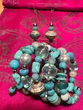 Turquoise Beaded Stretch Bracelet & Drop Earring Set